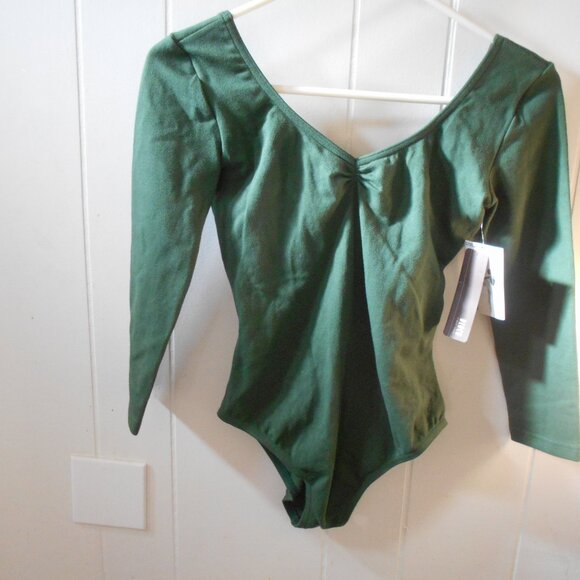 Green Bloch Leotard--Medium Adult- NWTag - Picture 1 of 2
